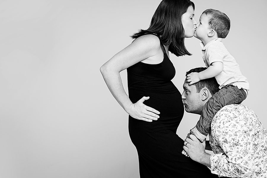 عکس خانوادگی و بارداری