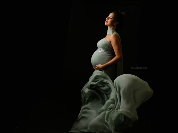 ژشت عکس بارداری