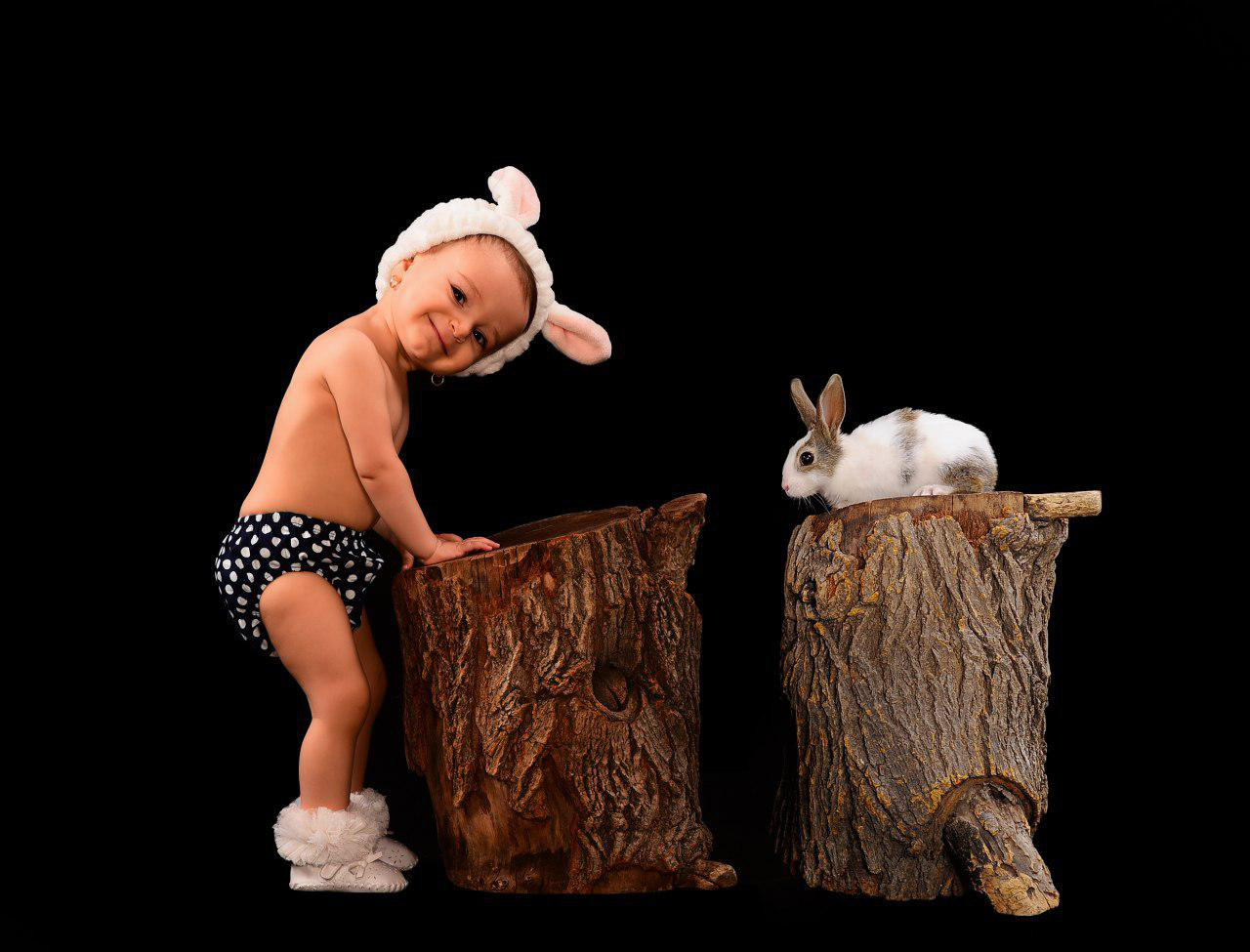 مدل عکس نوزادی در آتلیه کودک
